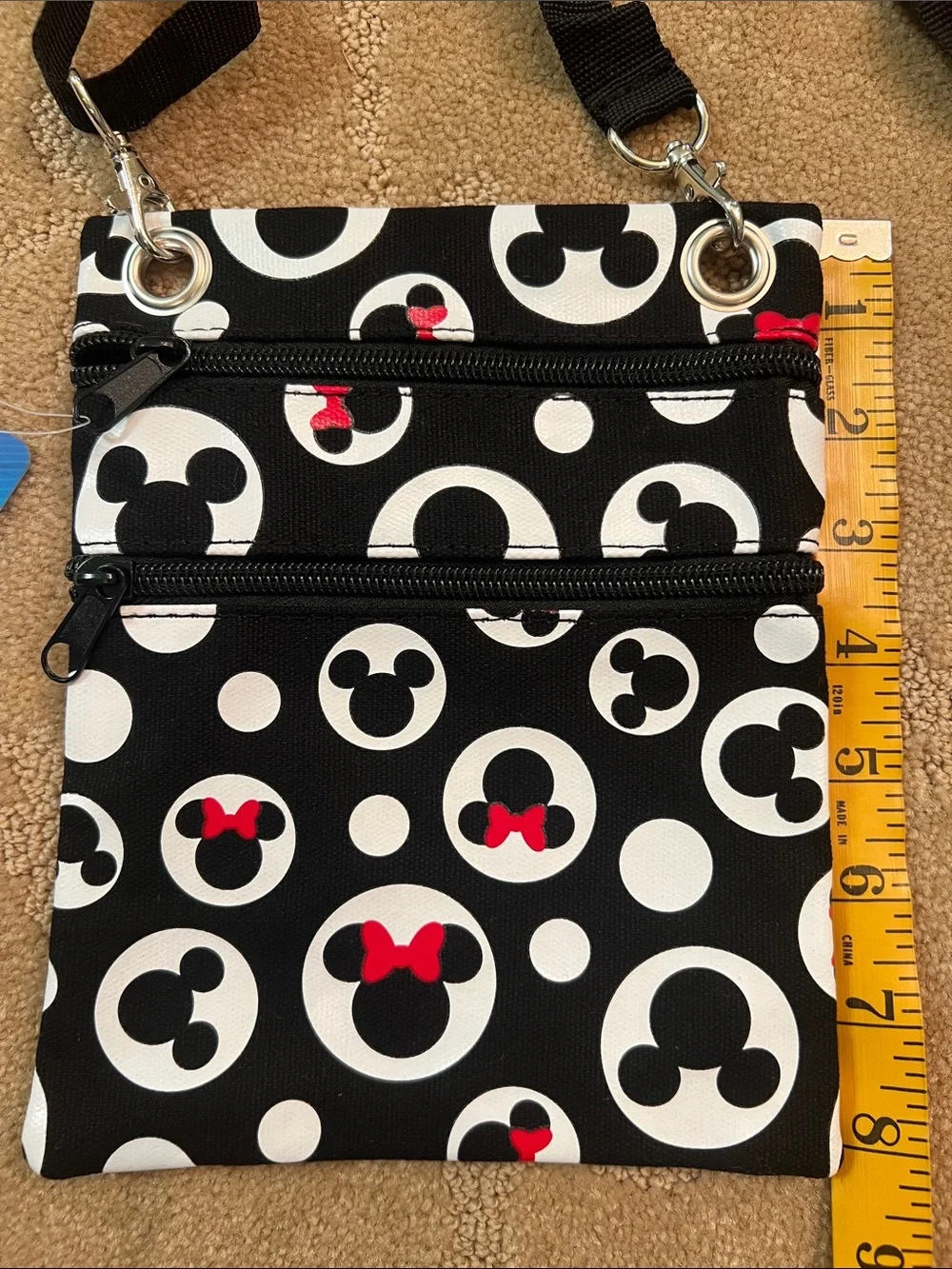 NWT Jerry Leigh Disney Mickey Crossbody